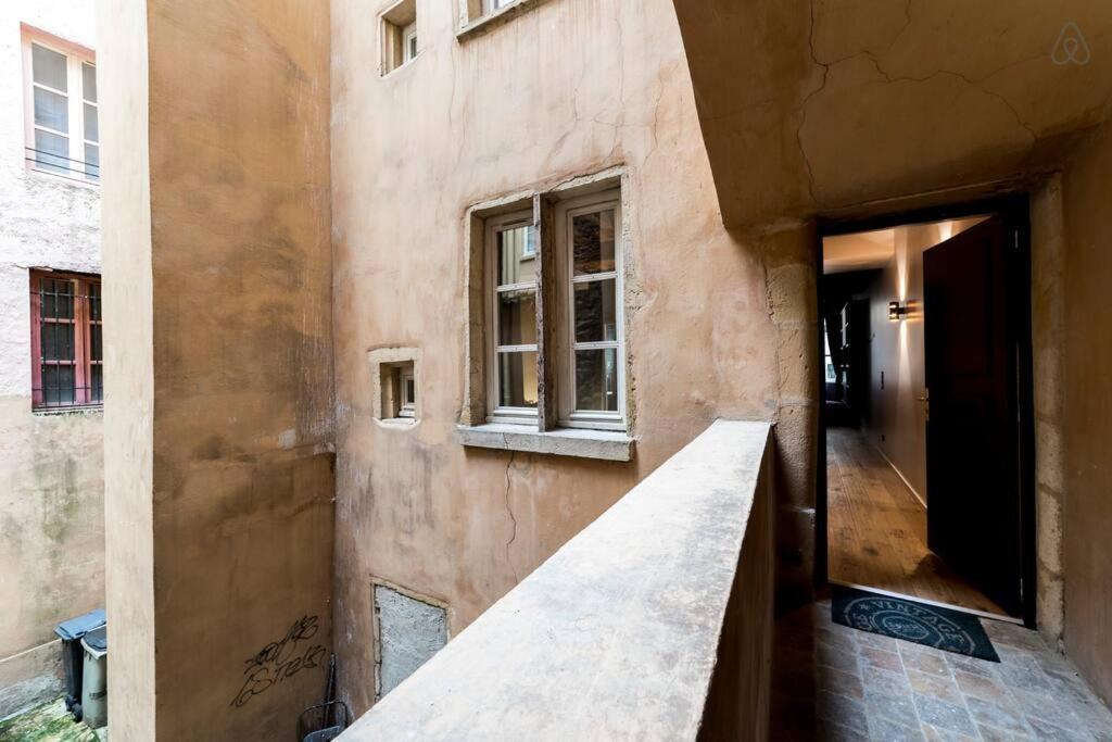 Beau Bijou Au Coeur Du Vieux Lyon Ail Apartment Exterior photo